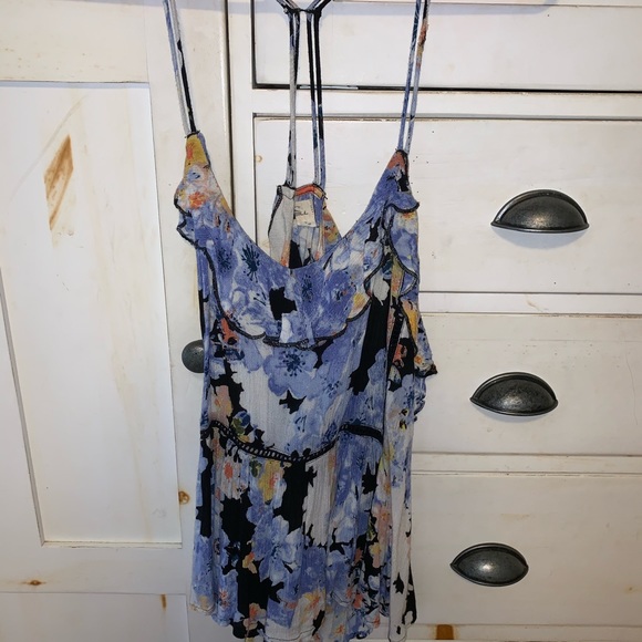 Floral Tank - Picture 3 of 5